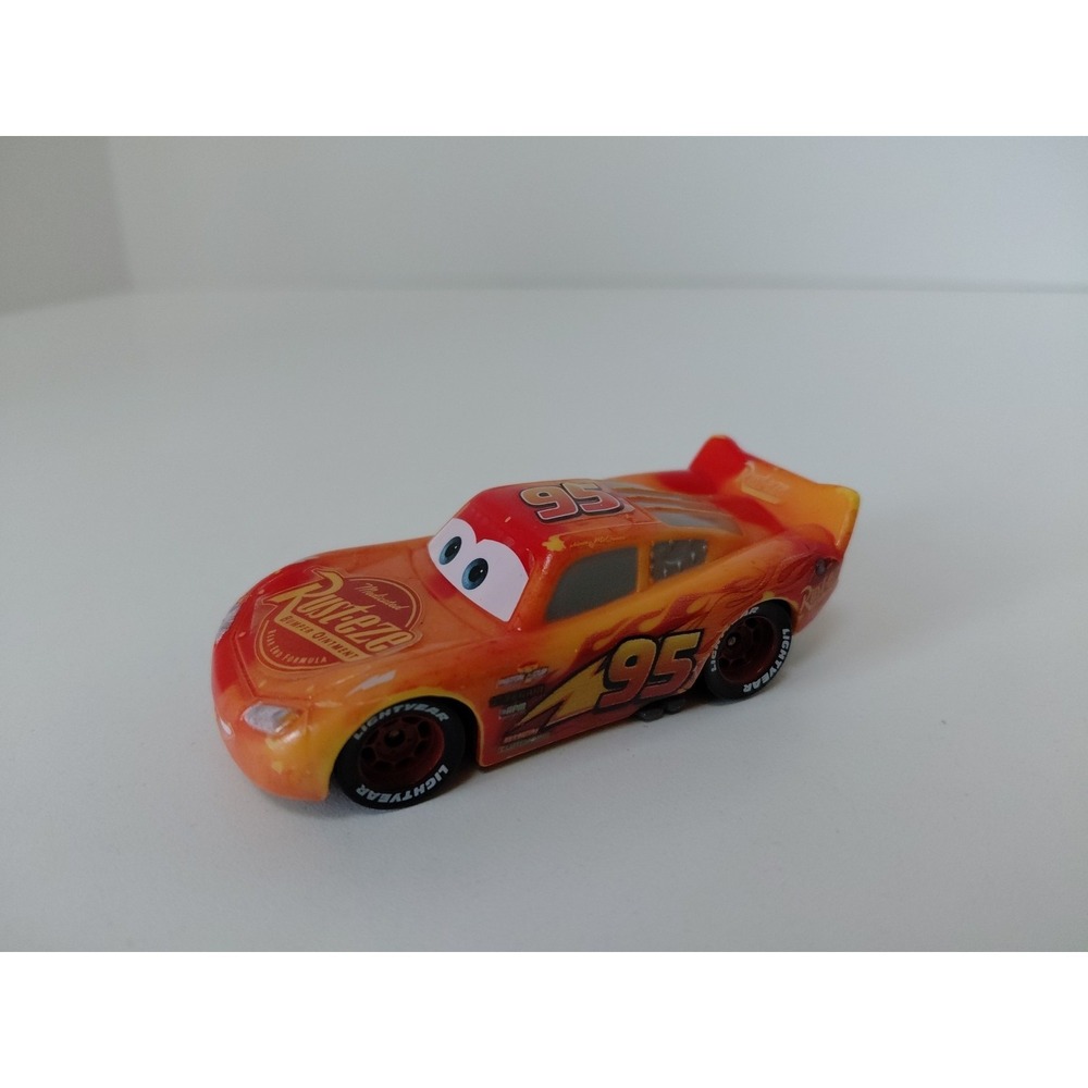Disney Pixar Cars Rust-eze Lightning McQueen Color Changer Car Loose